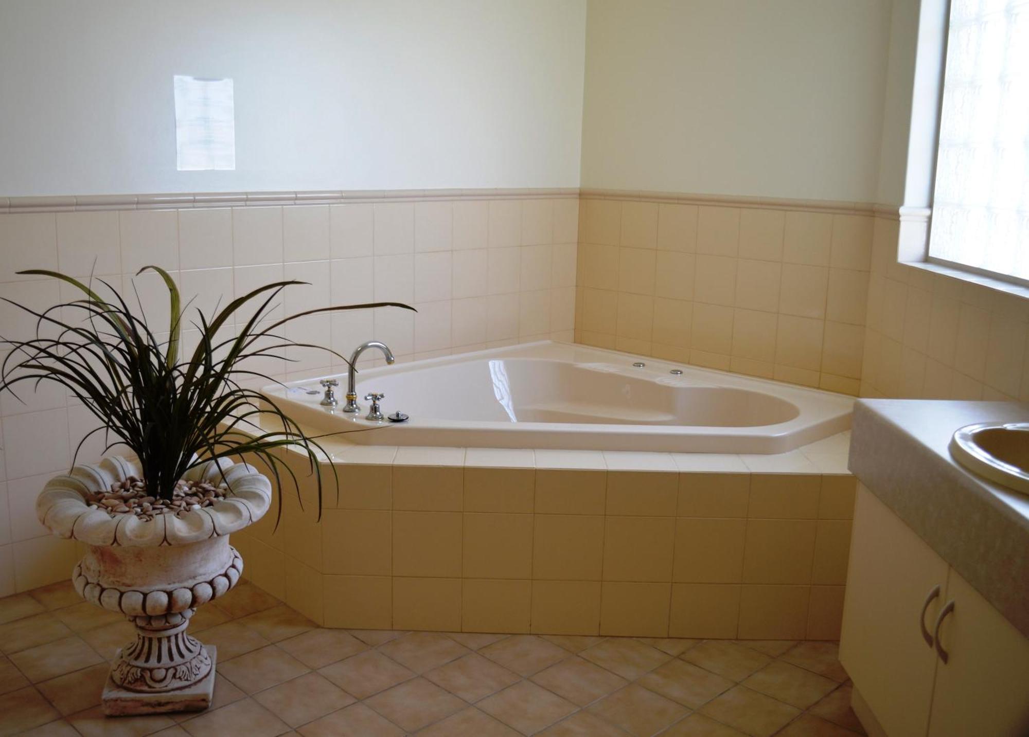 Country Roads Motor Inn Naracoorte Bilik gambar